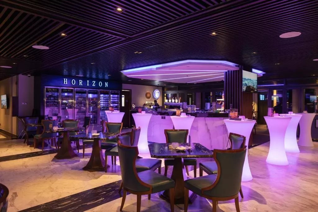 کلاب هتل فور پوینتس بای شرایتون دانانگ